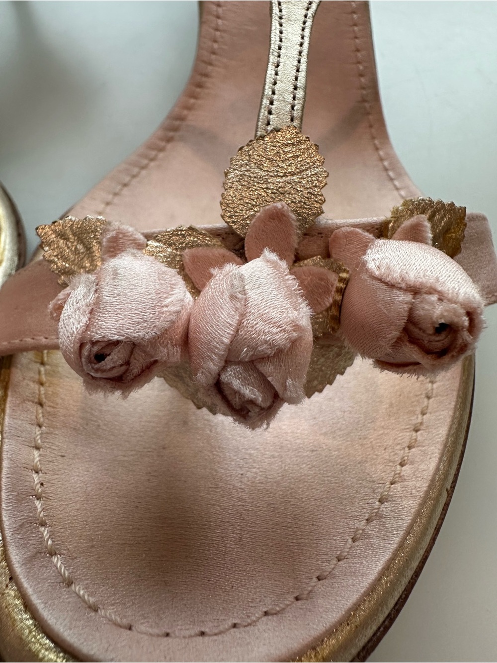 AUTHENTIC ALEXANDRA NEEL Gold Light Pink Satin Floral Thong Sandals - Picture 8 of 11